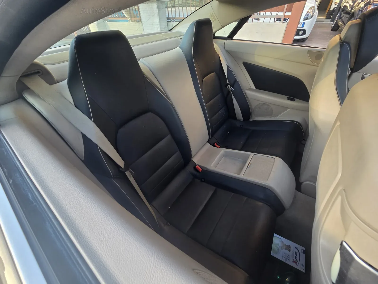 Mercedes-Benz E250cdi coupé (2015) 7