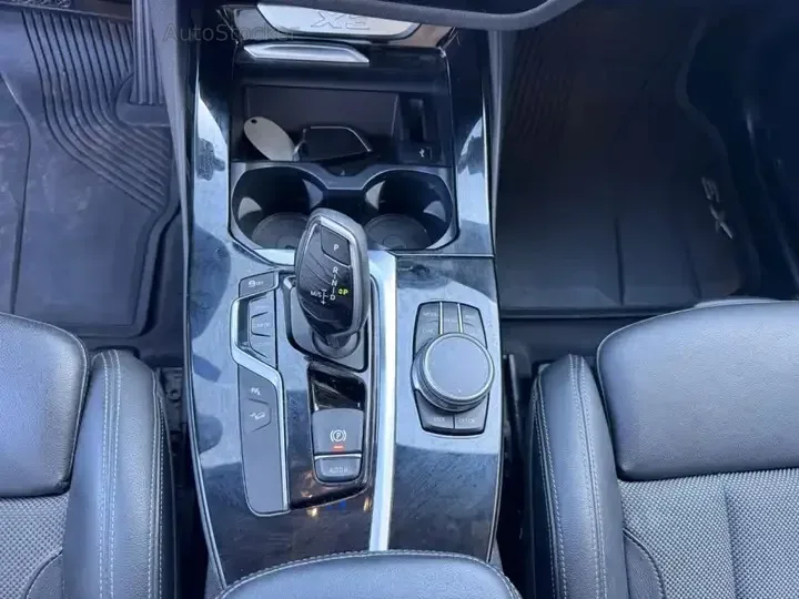 BMW X3 xDrive (2019) 14