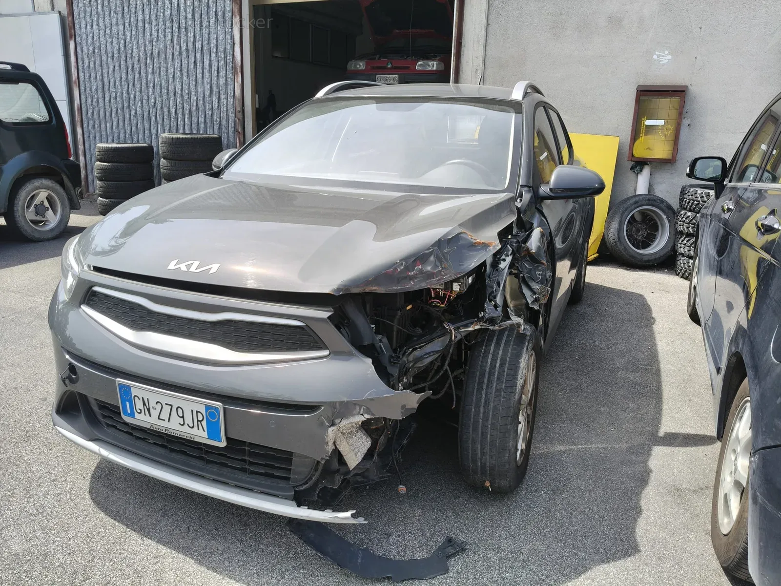 Kia Stonic 1.2 Benz/GPL (2023) 3