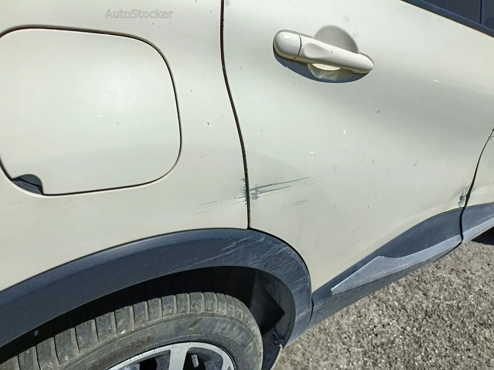 Renault Captur (2016) 5