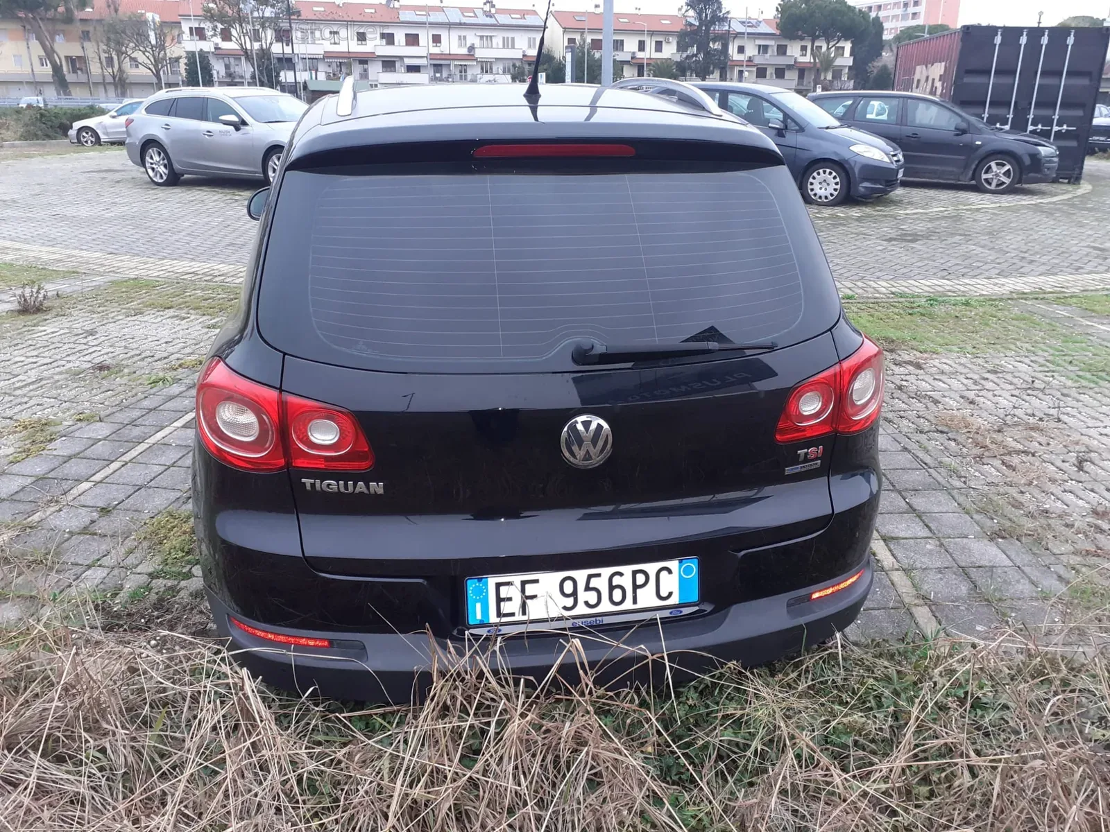 Volkswagen Tiguan (2011) 4