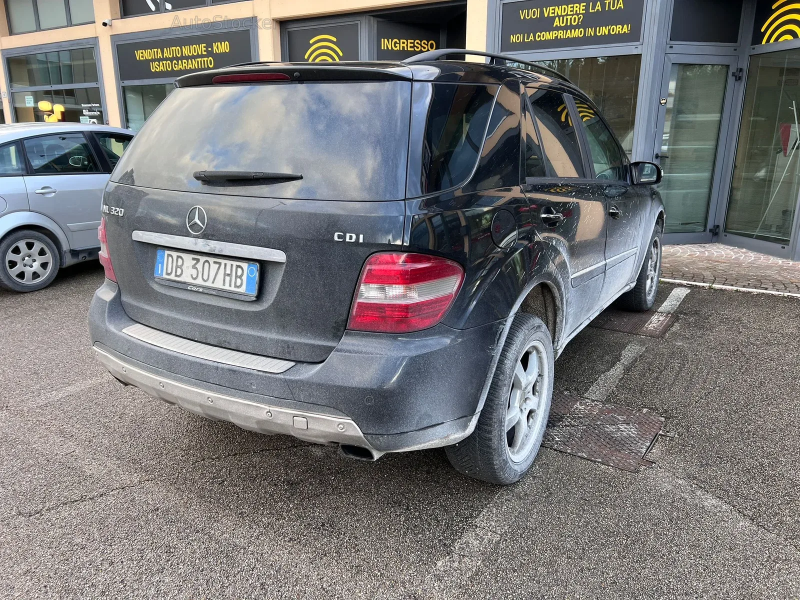 Mercedes-Benz ML 320 (2006) 4