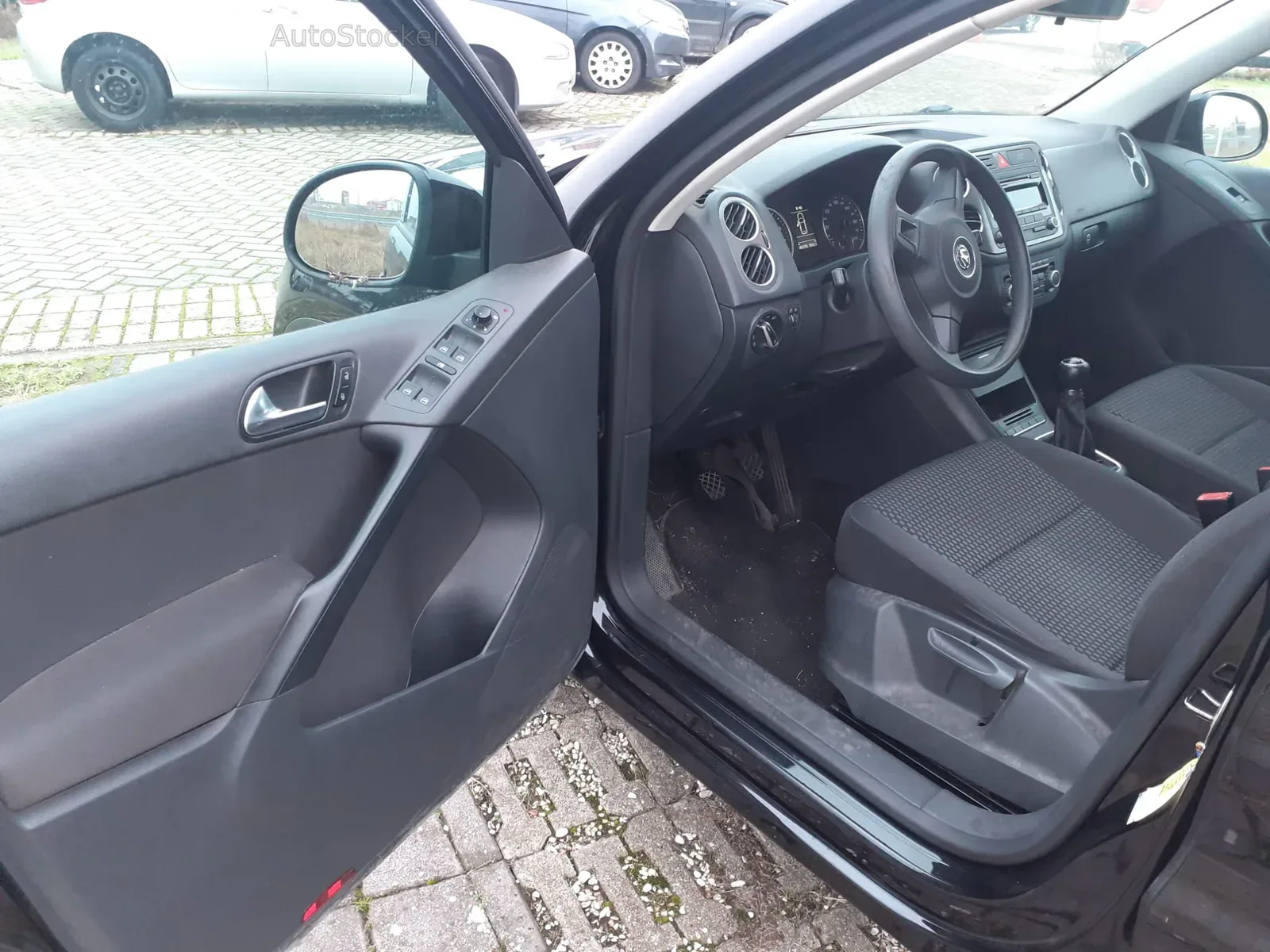 Volkswagen Tiguan (2011) 11