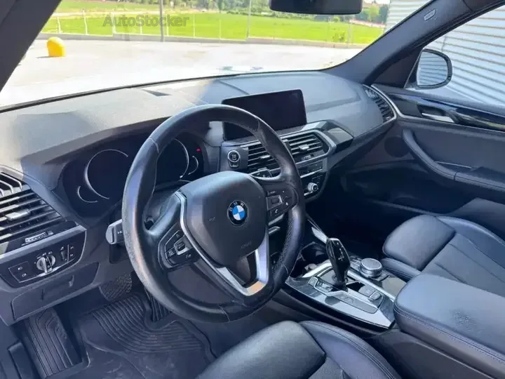 BMW X3 xDrive (2019) 11