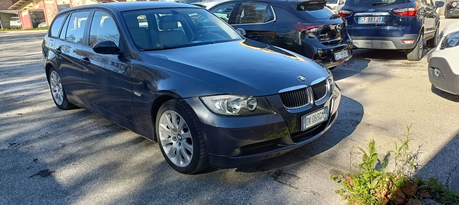 BMW 3 Series (2007) 3