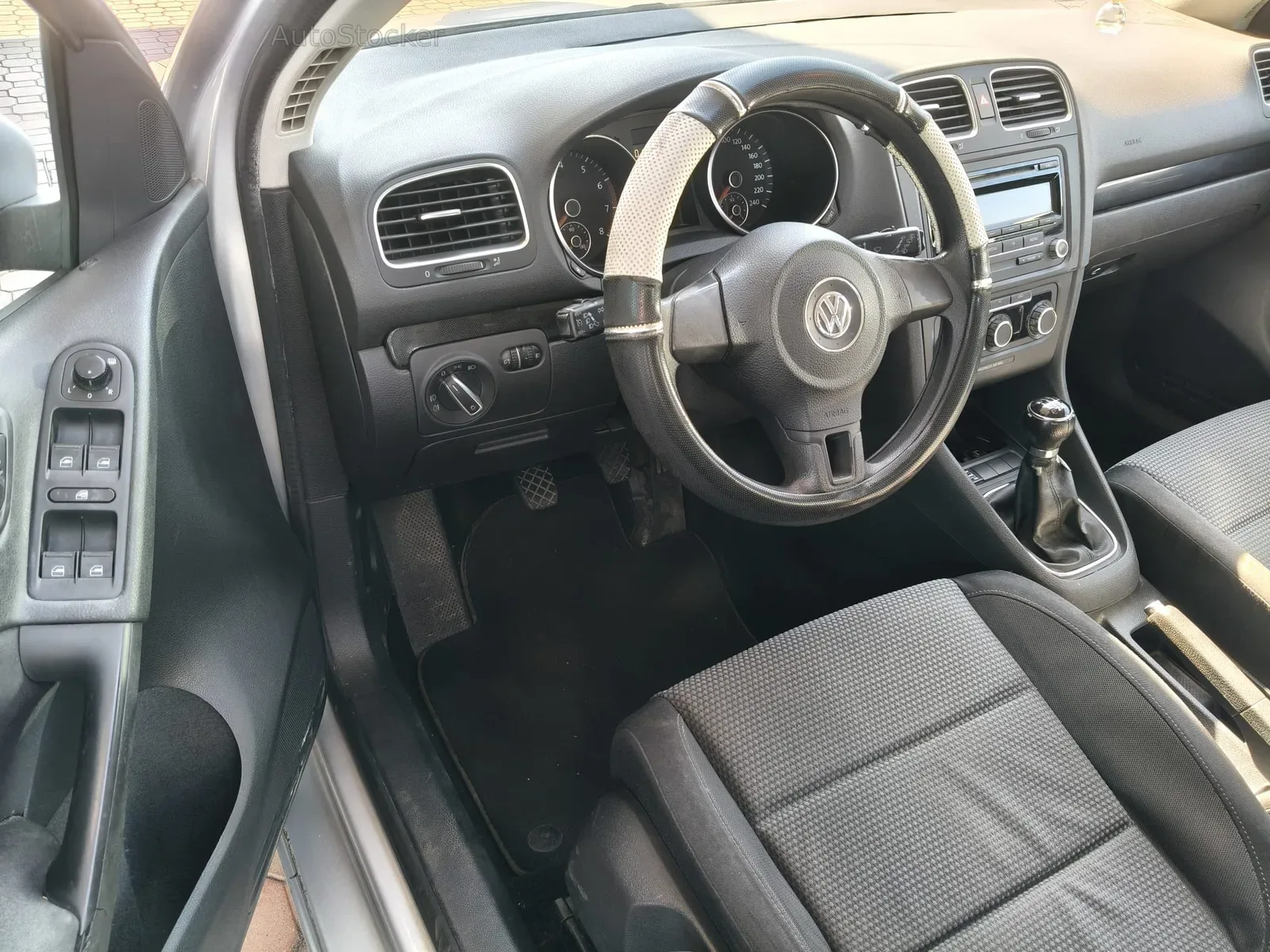 Volkswagen Golf      GPL (2009) 7