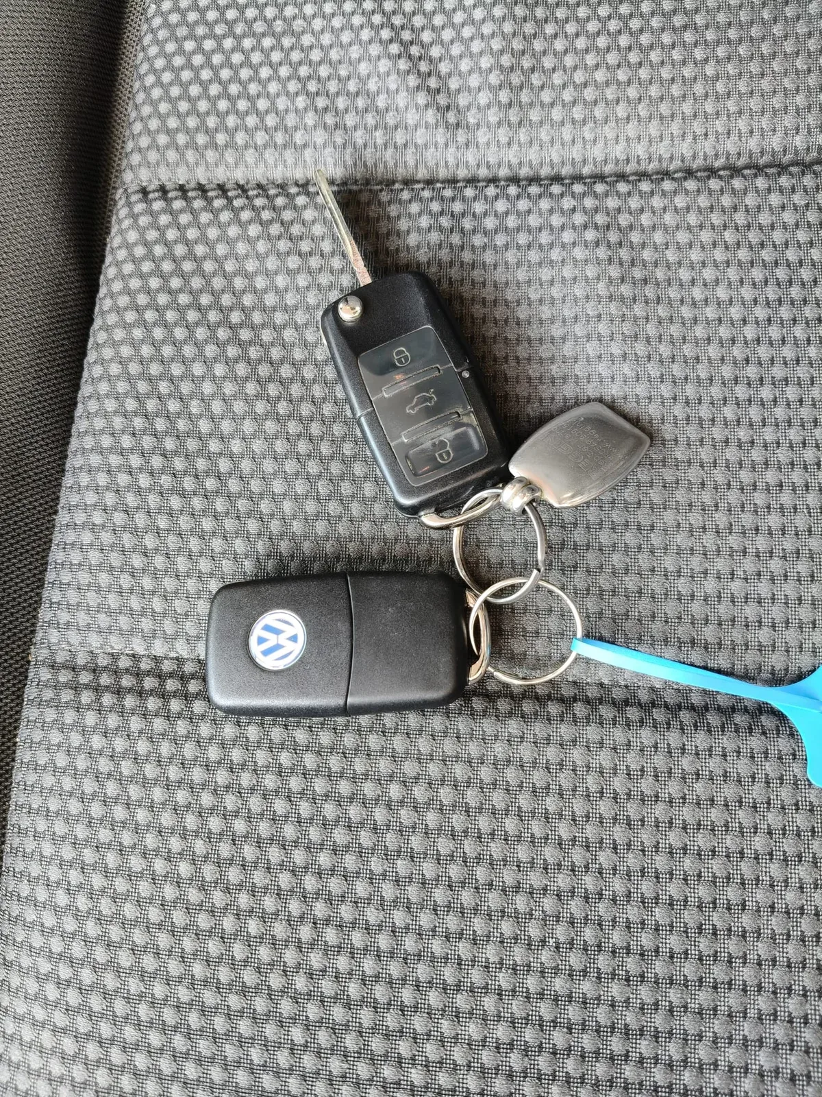 Volkswagen Golf      GPL (2009) 15