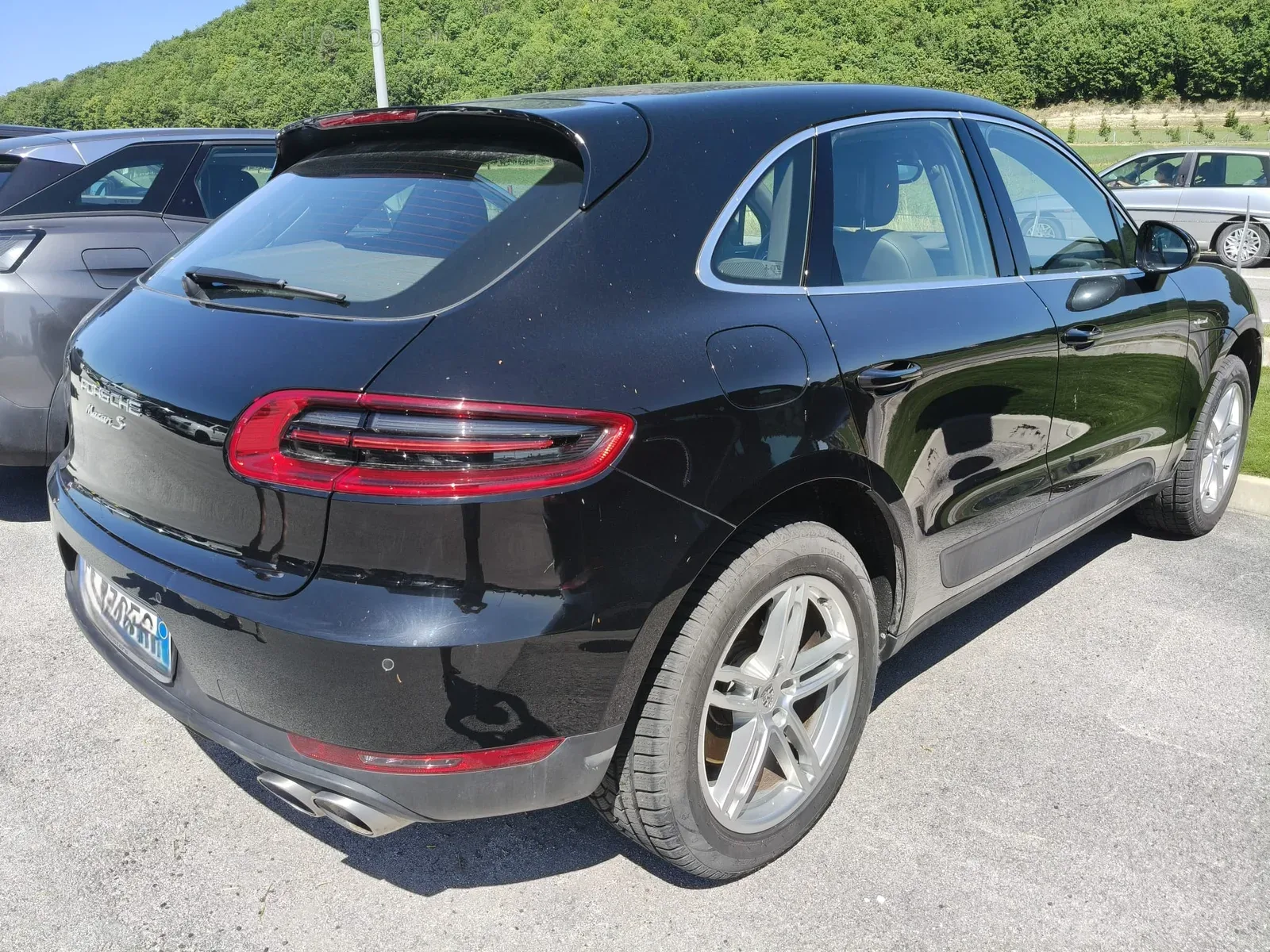 Porsche Macan S (2016) 3