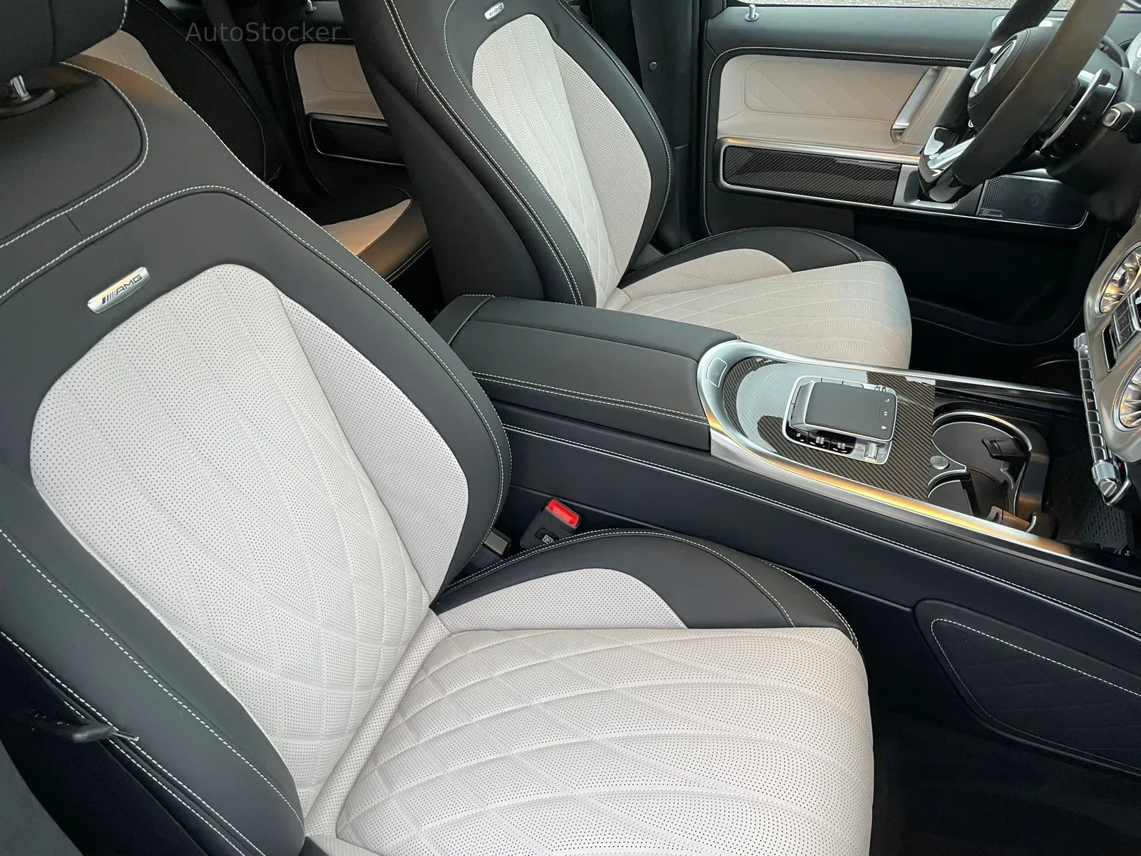 Mercedes-Benz G63 (2025) 8