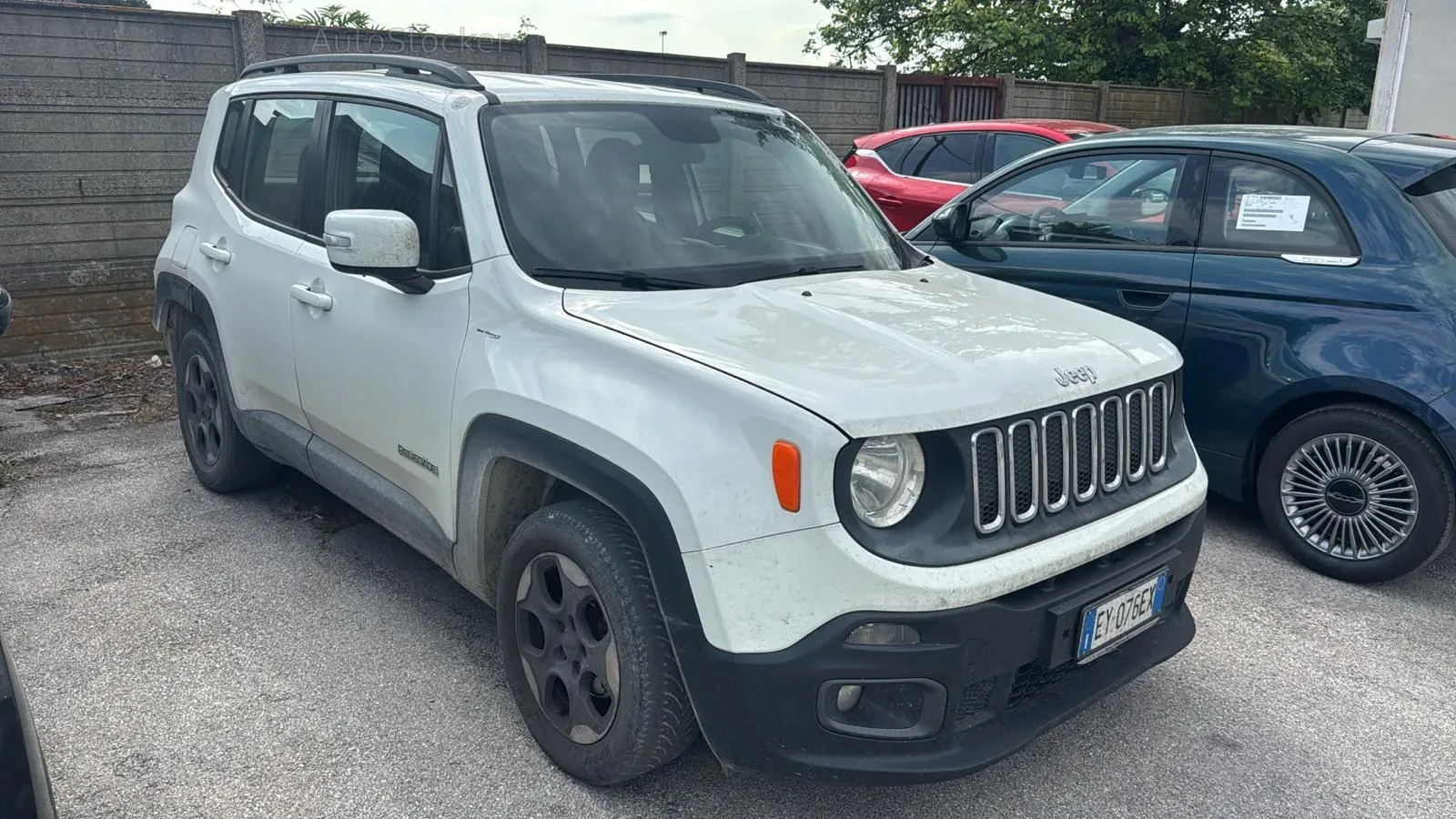 Jeep Renegade (2014) 2