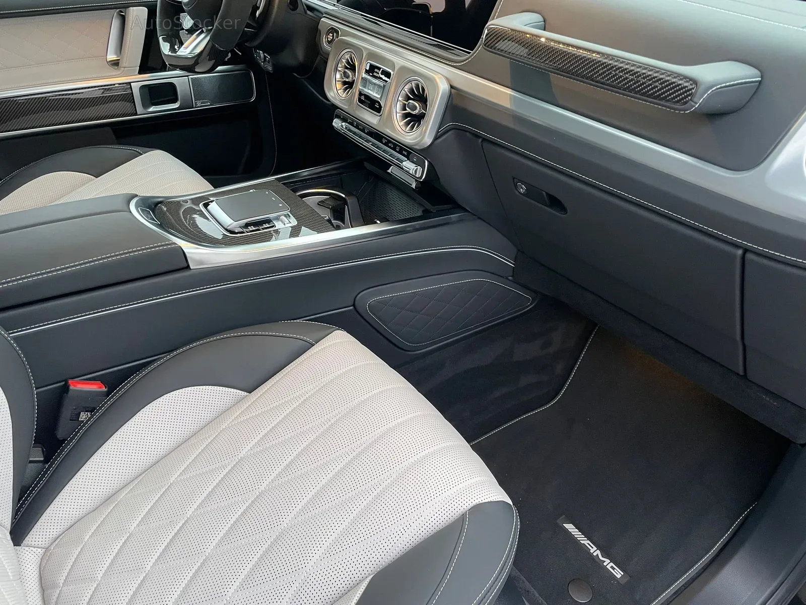 Mercedes-Benz G63 (2025) 14