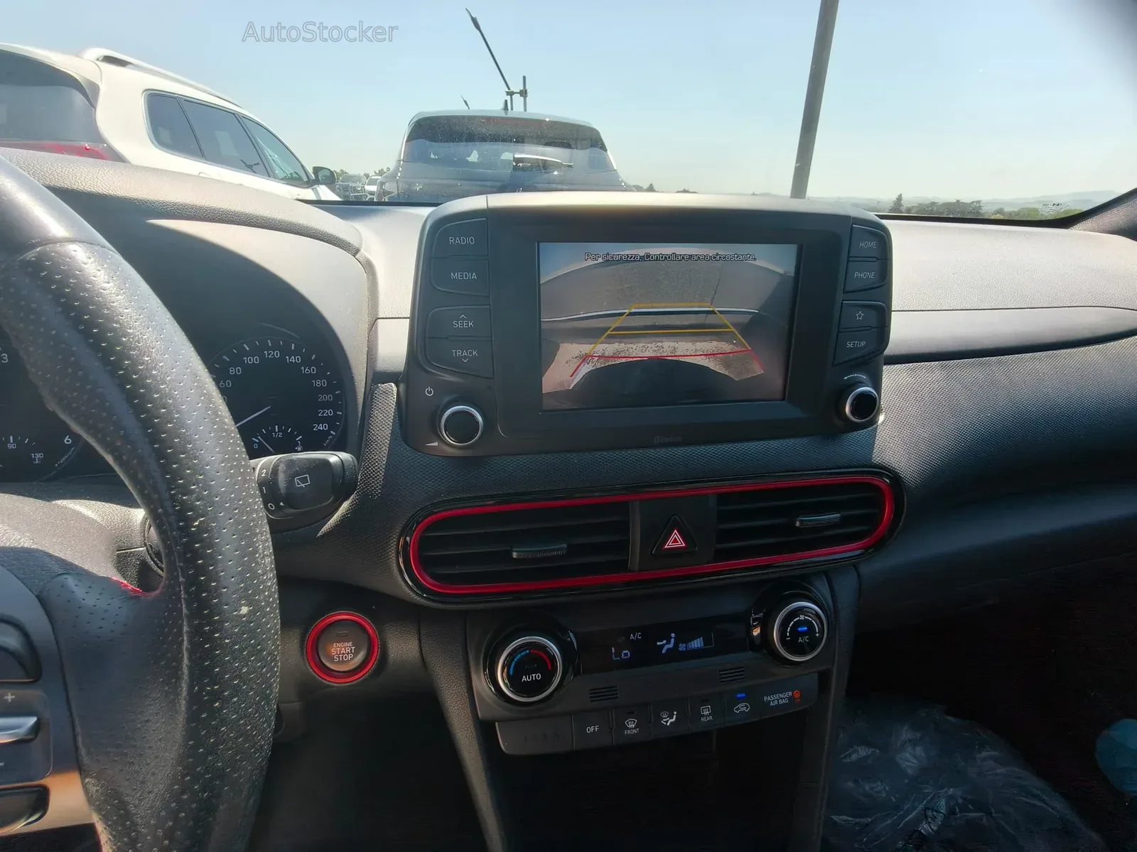 Hyundai Kona (2020) 12