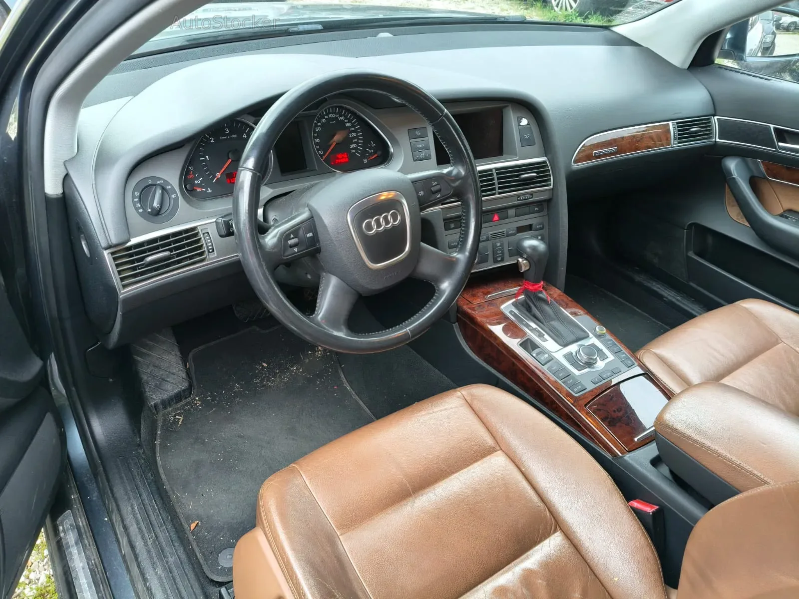 Audi A6 (2006) 7