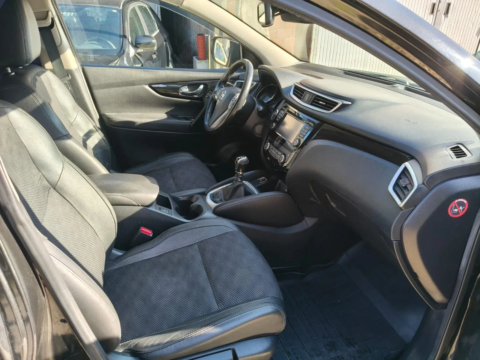 Nissan Qashqai (2016) 9