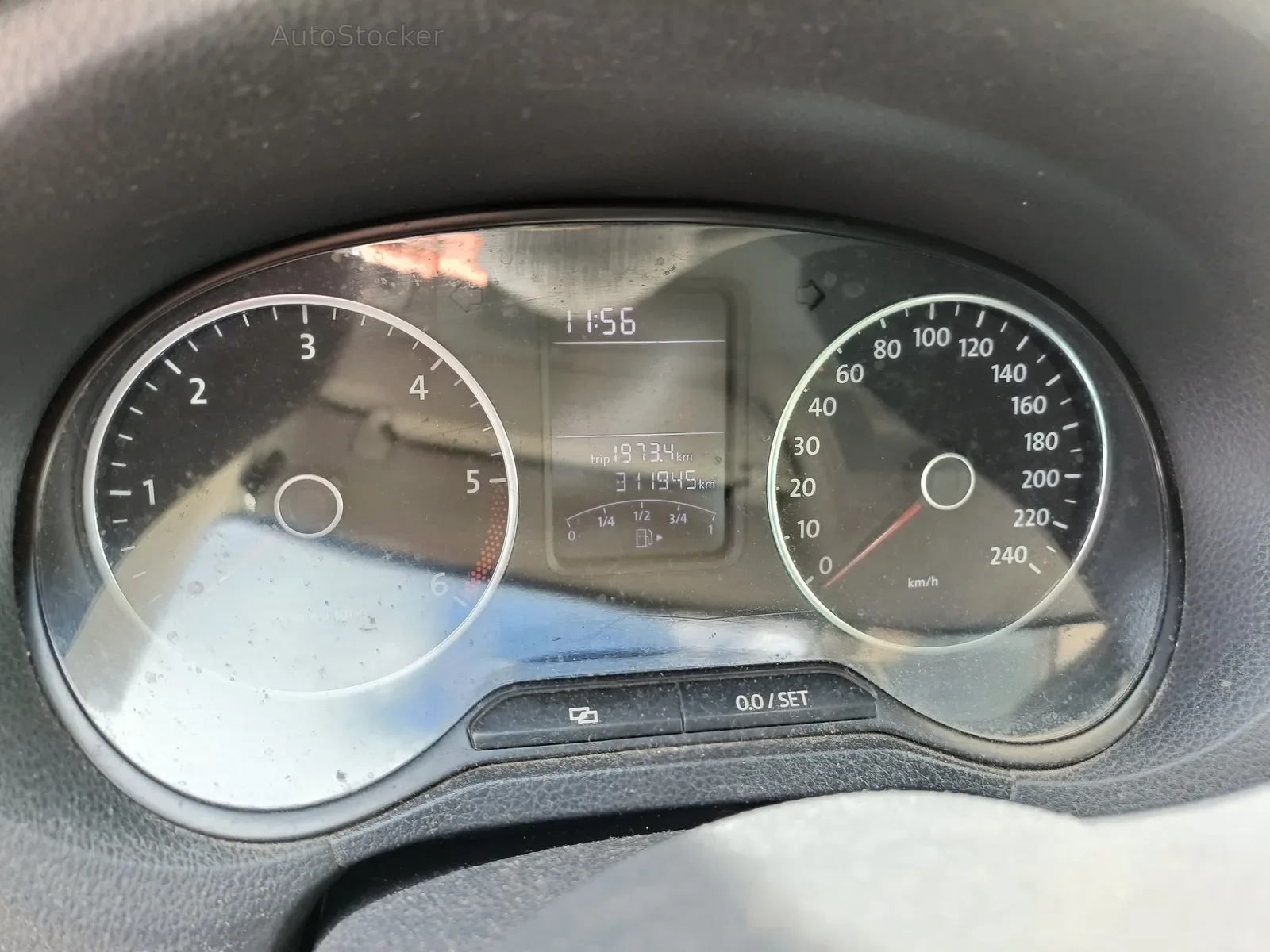 Volkswagen Polo (2013) 10