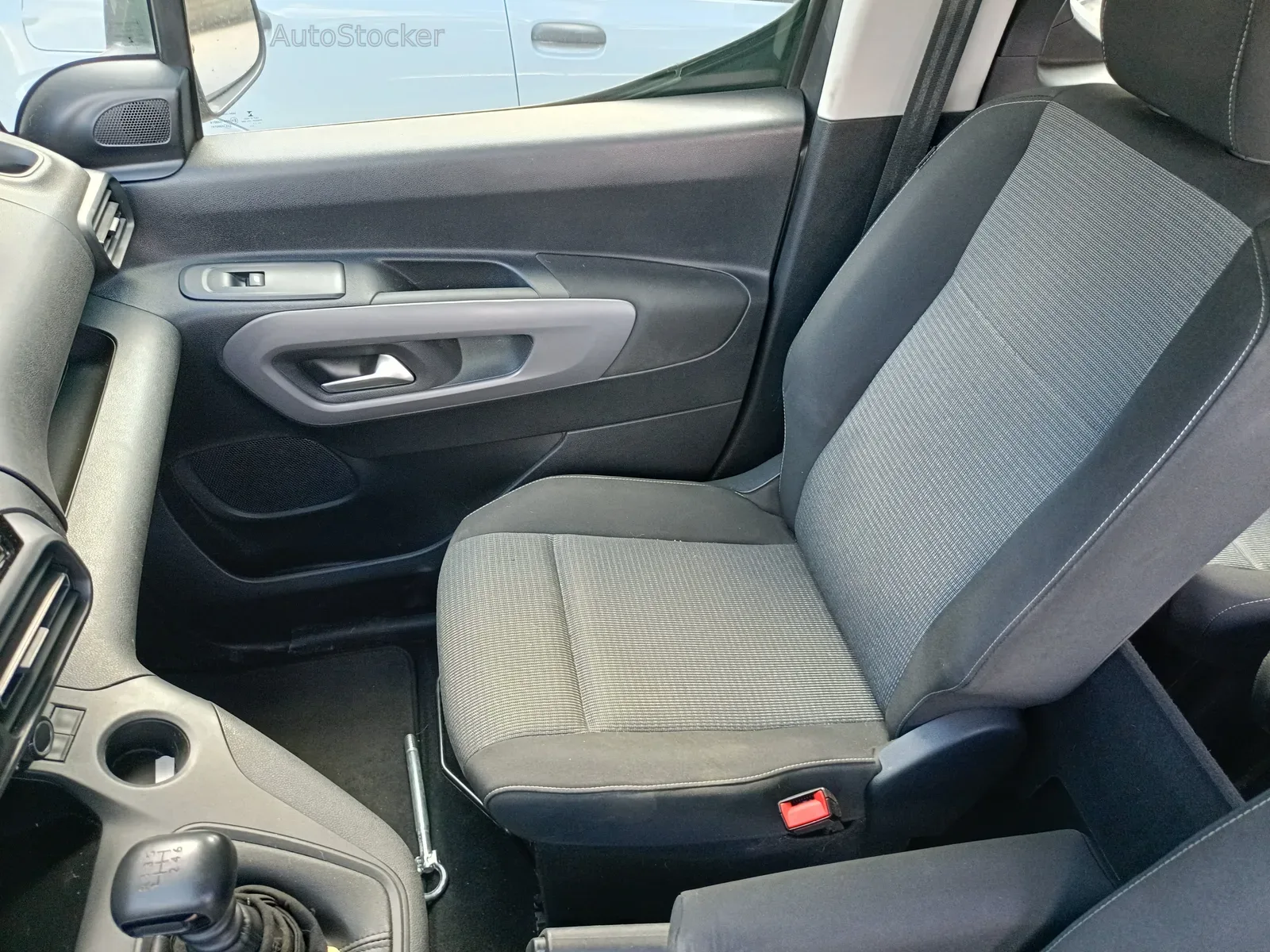 Toyota Procace (2021) 9