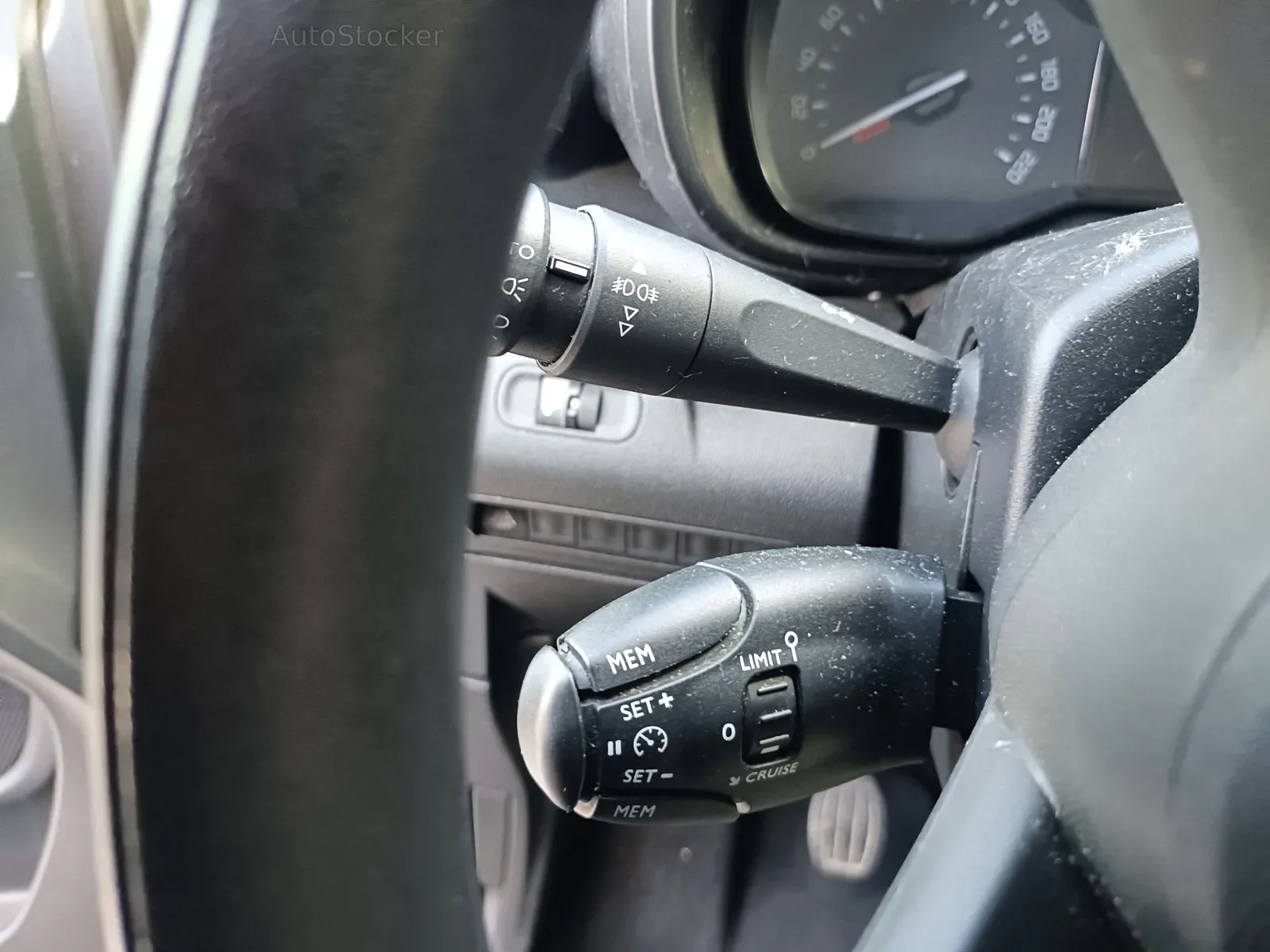 Toyota Procace (2021) 13