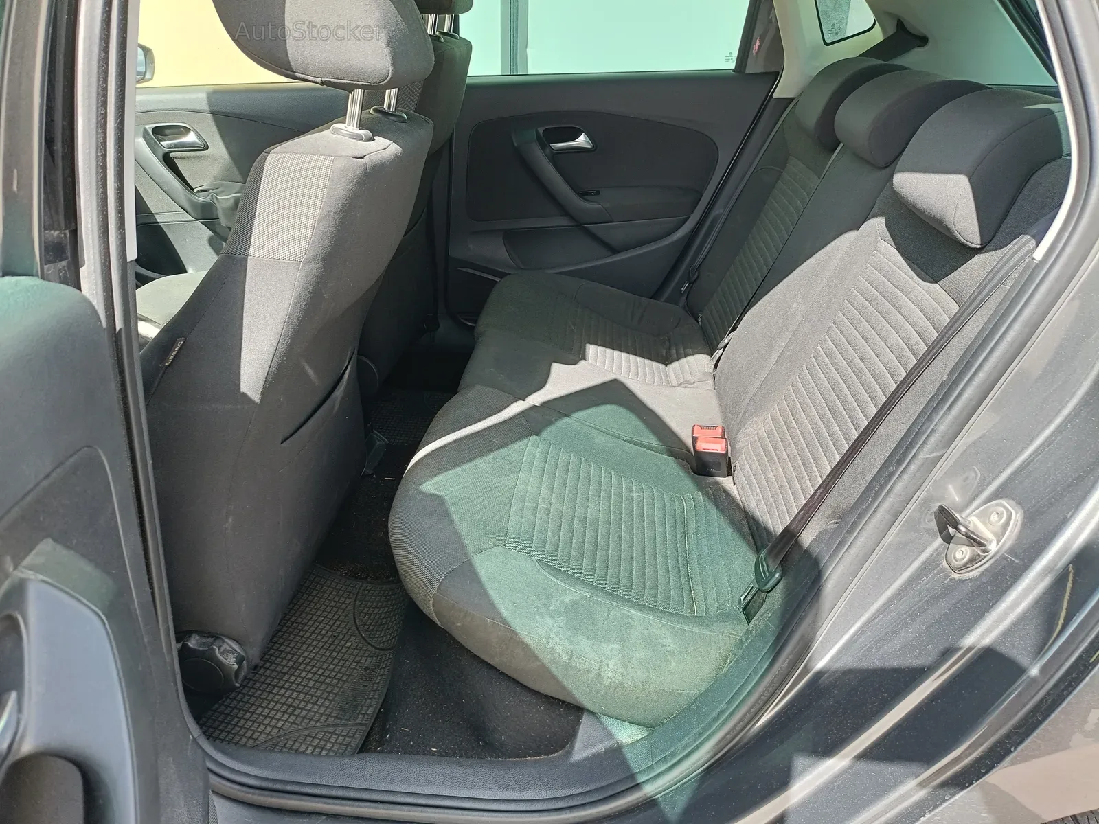 Volkswagen Polo (2013) 7