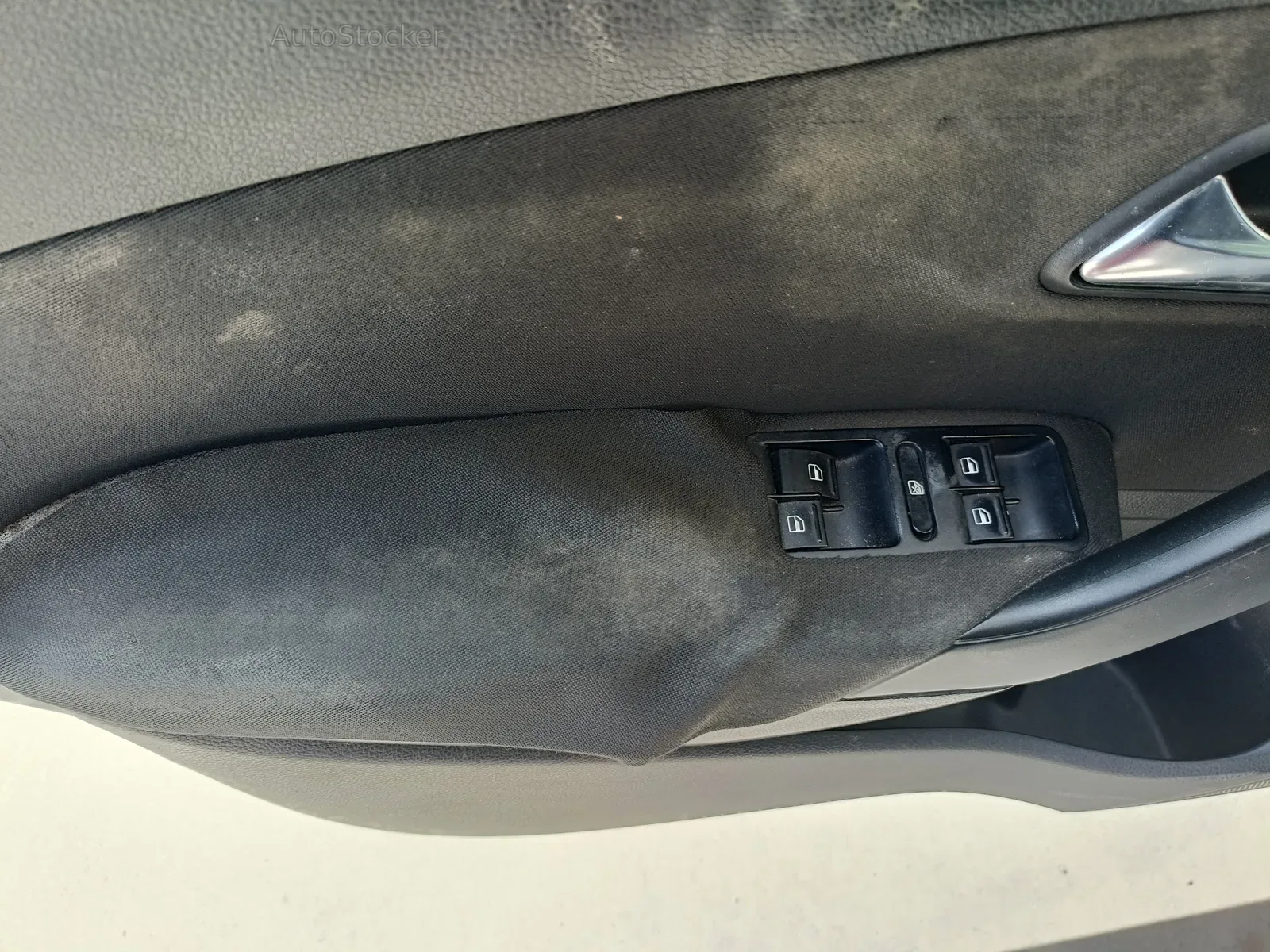 Volkswagen Polo (2013) 12