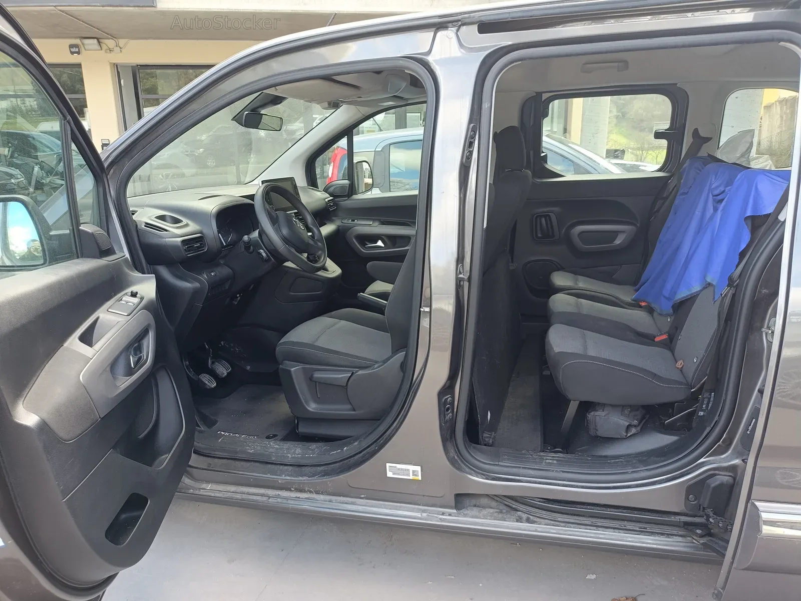 Toyota Procace (2021) 7