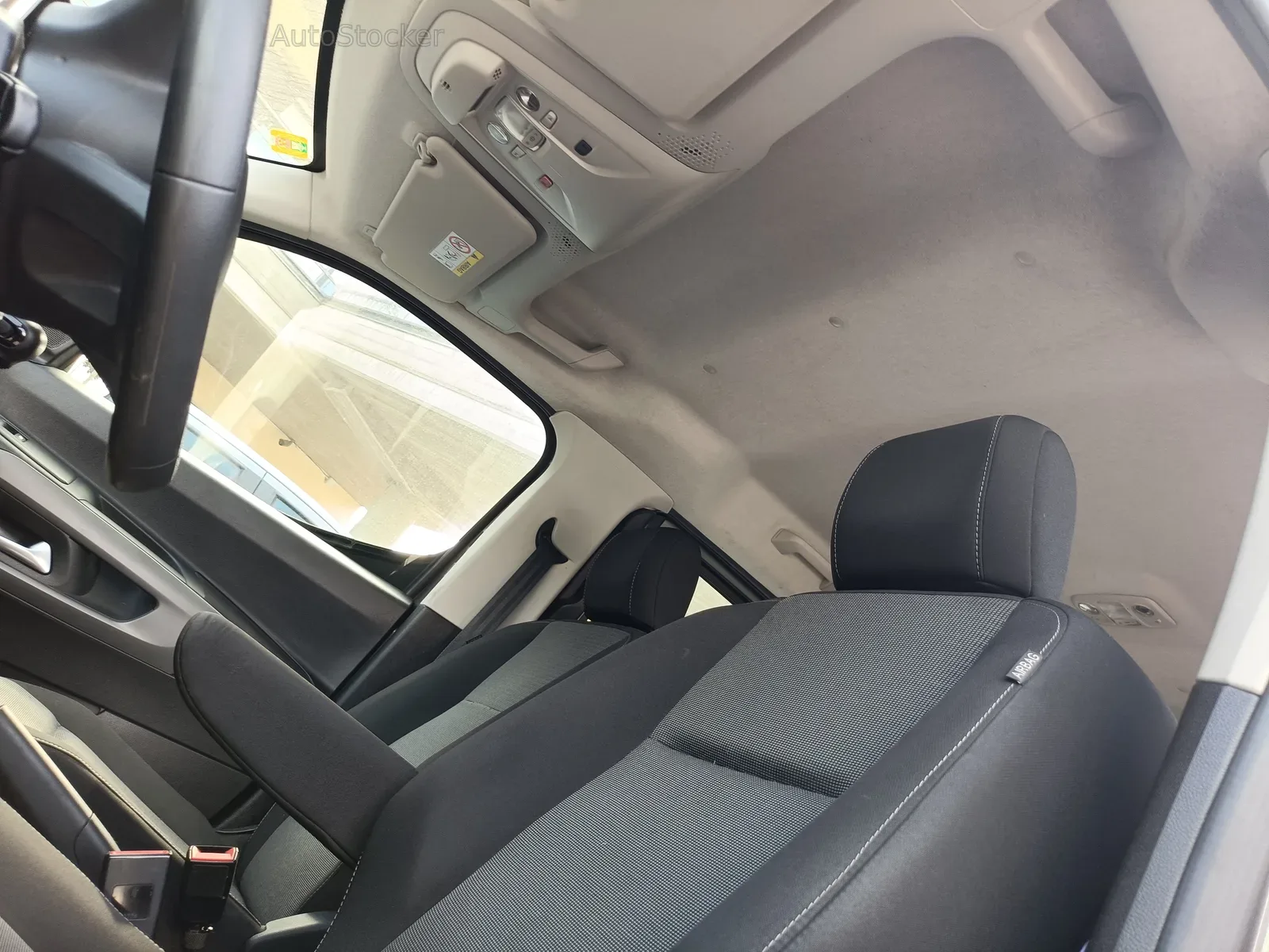 Toyota Procace (2021) 10