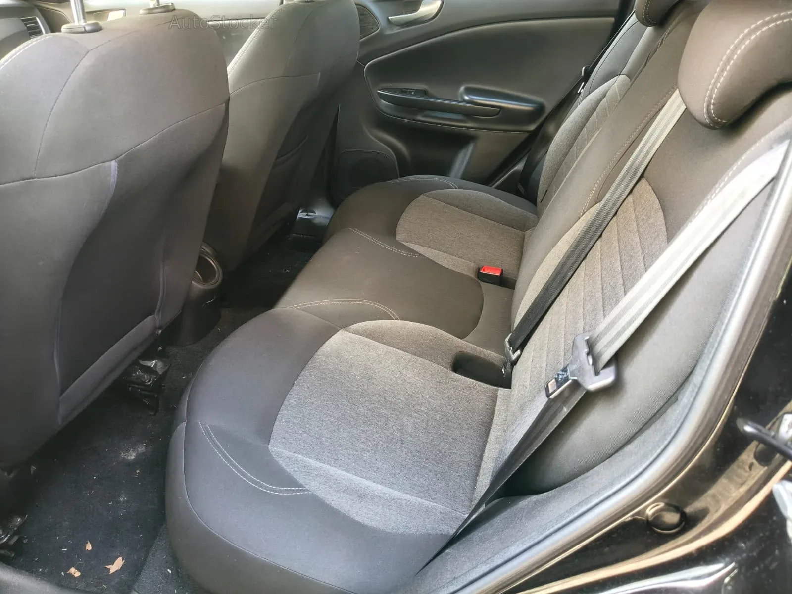 Alfa Romeo Giulietta (2017) 5