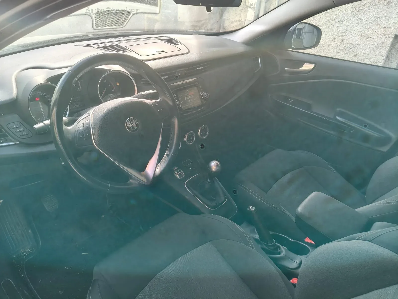 Alfa Romeo Giulietta (2017) 10