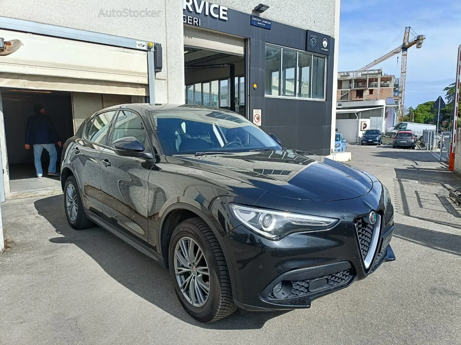 Alfa Romeo Stelvio Q4 automatica (2017) 3