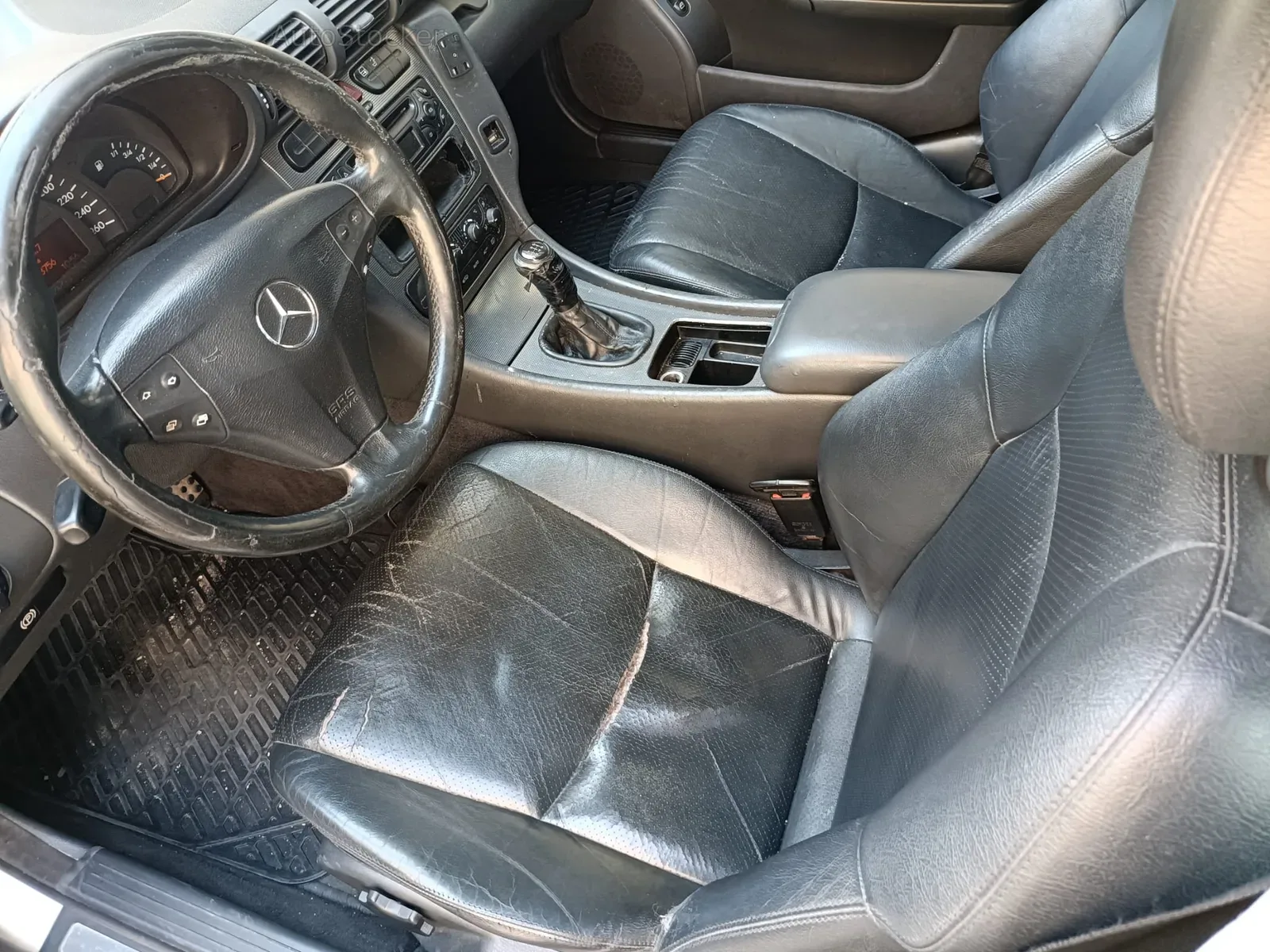 Mercedes-Benz C220 (2003) 9