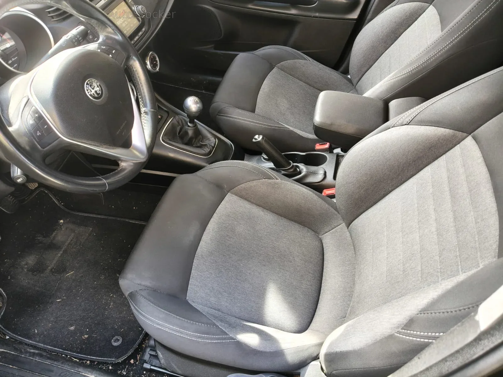 Alfa Romeo Giulietta (2017) 7