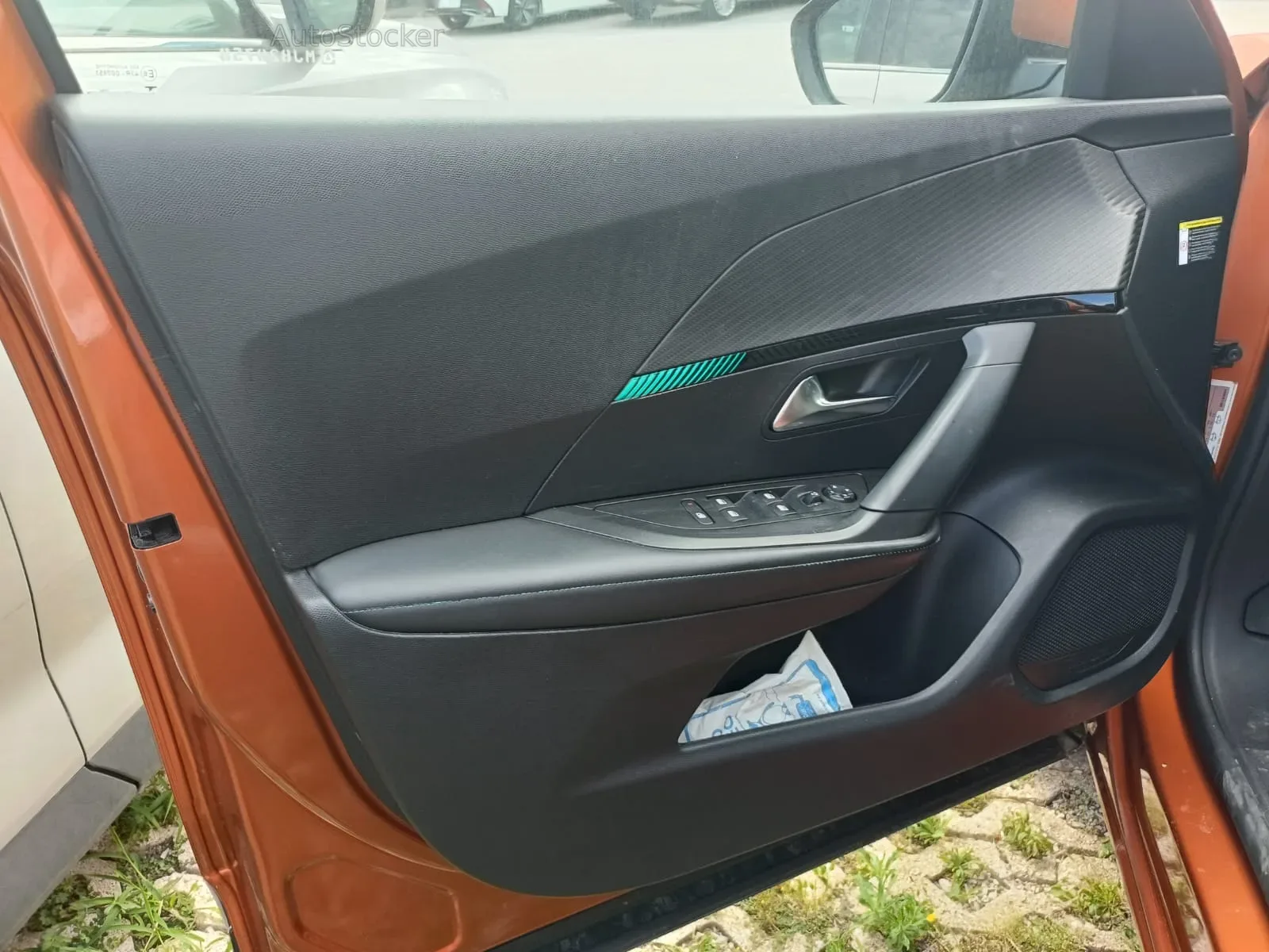 Peugeot 2008 (2021) 14