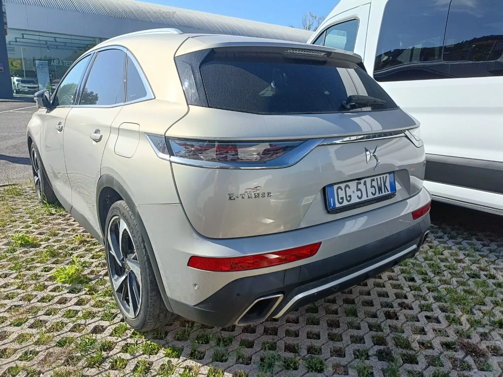 DS 7 (2021) 4
