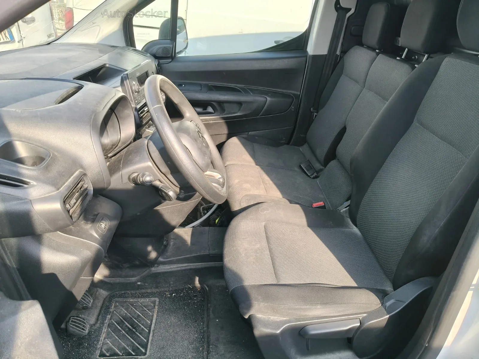 Citroen Berlingo FRIGO (2021) 11