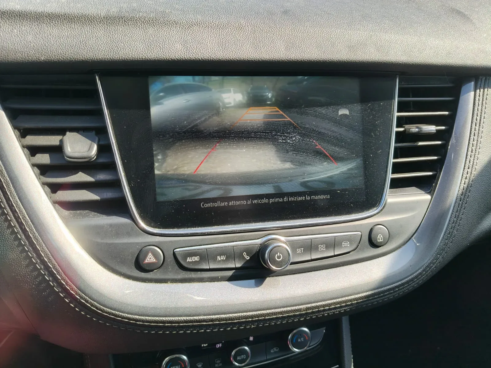 Opel Grandland (2020) 16