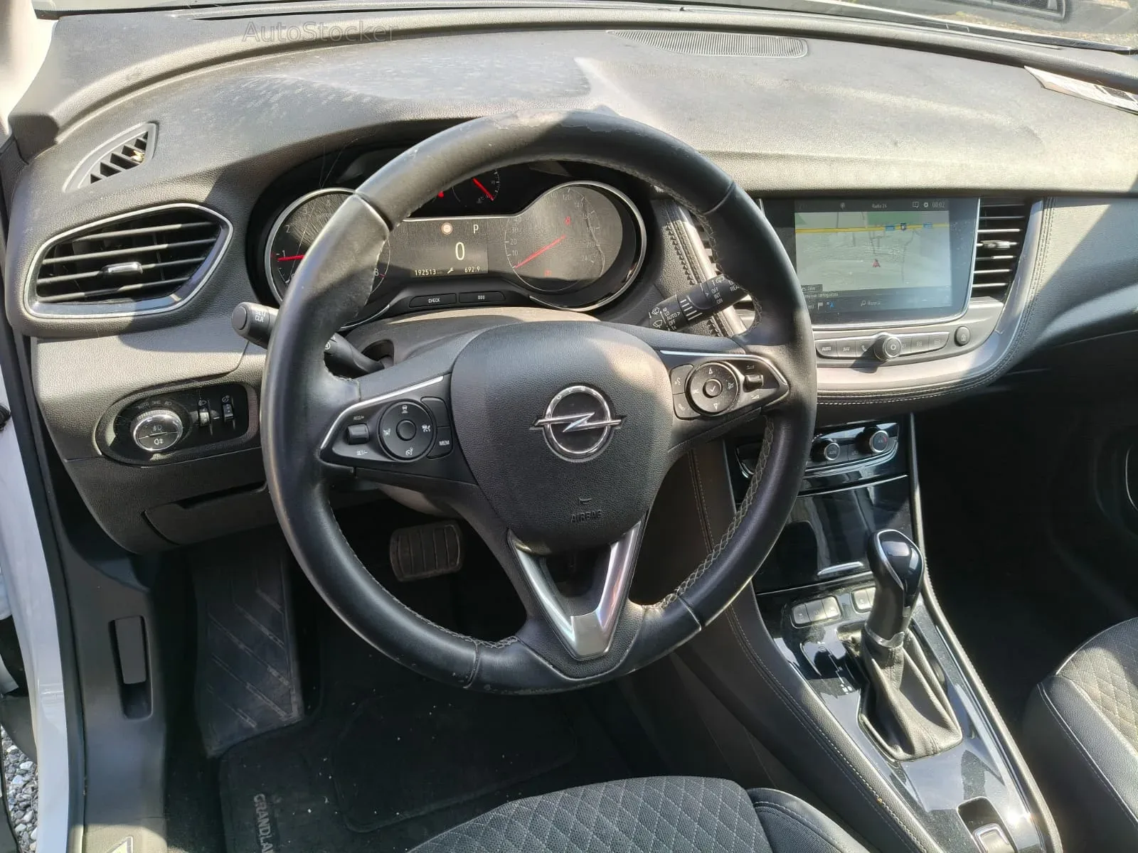 Opel Grandland (2020) 11