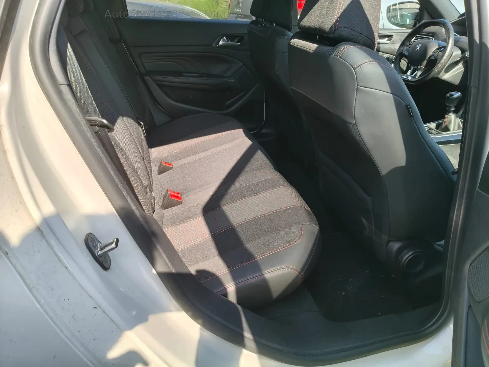 Peugeot 308 (2021) 6