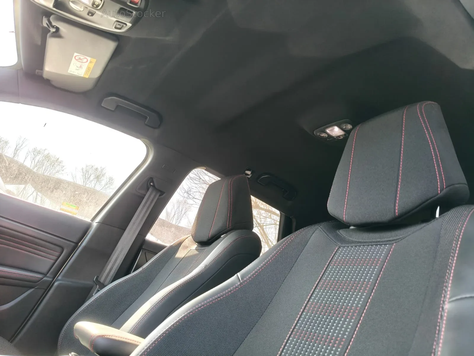 Peugeot 308 (2021) 12