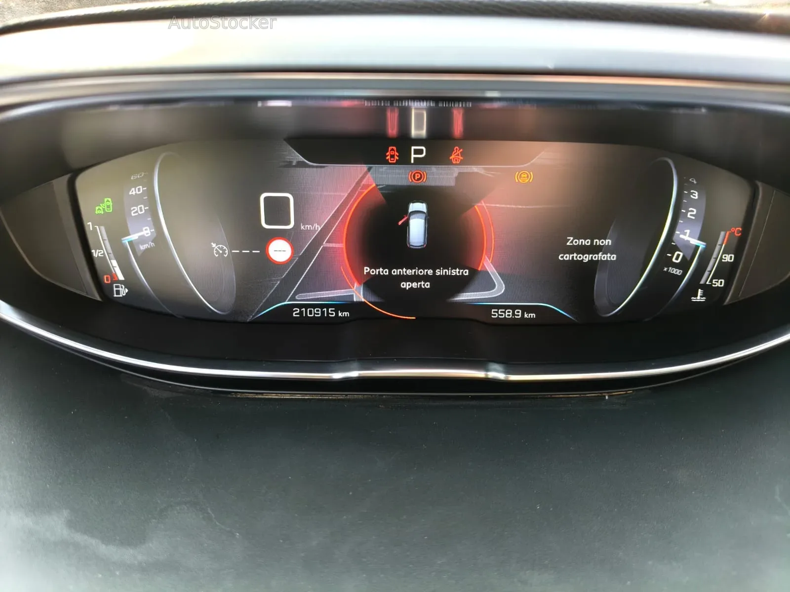 Peugeot 3008 (2020) 8