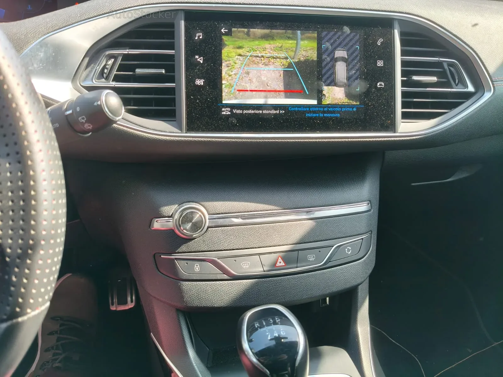 Peugeot 308 (2021) 13