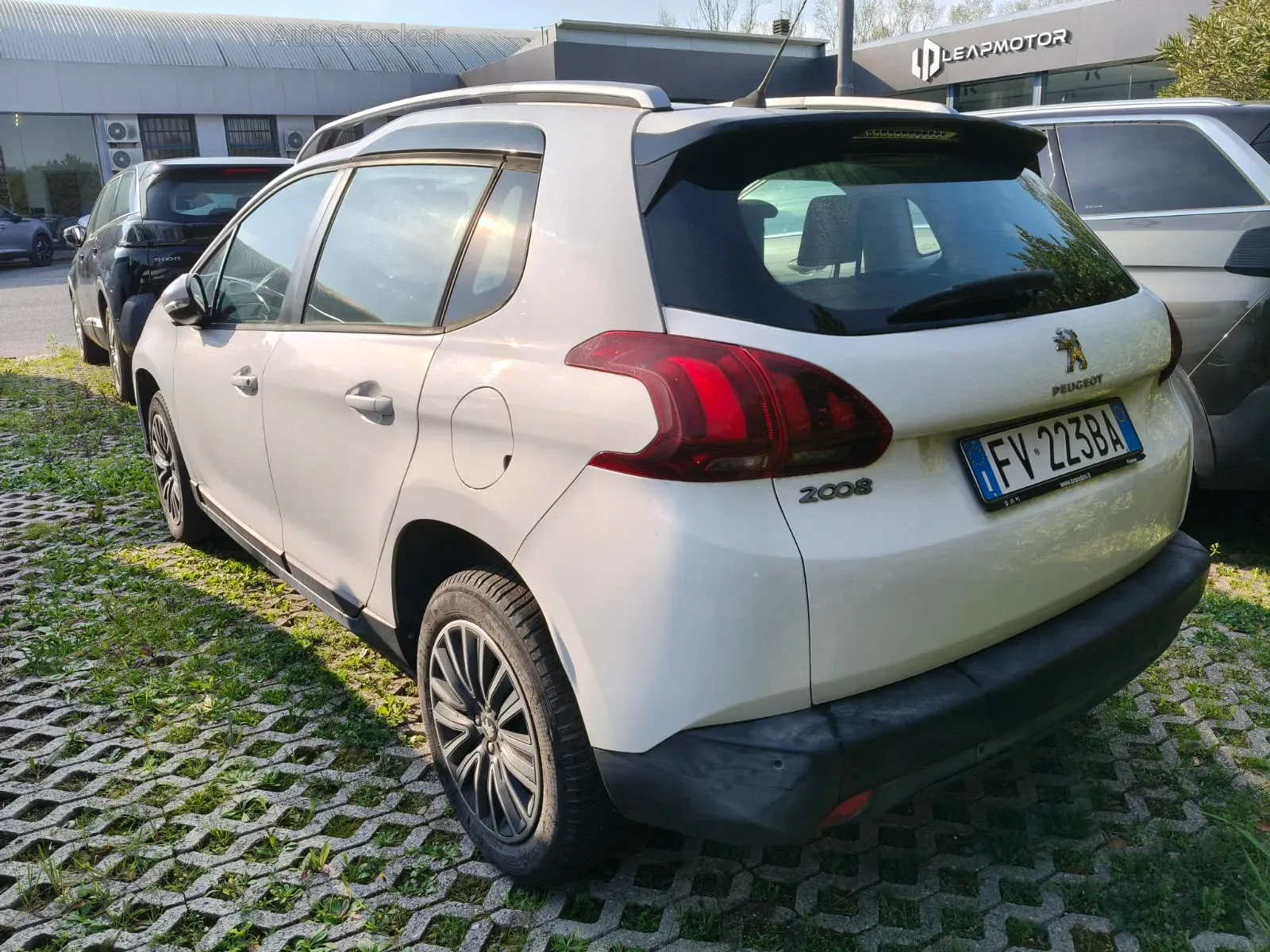 Peugeot 2008 (2019) 3