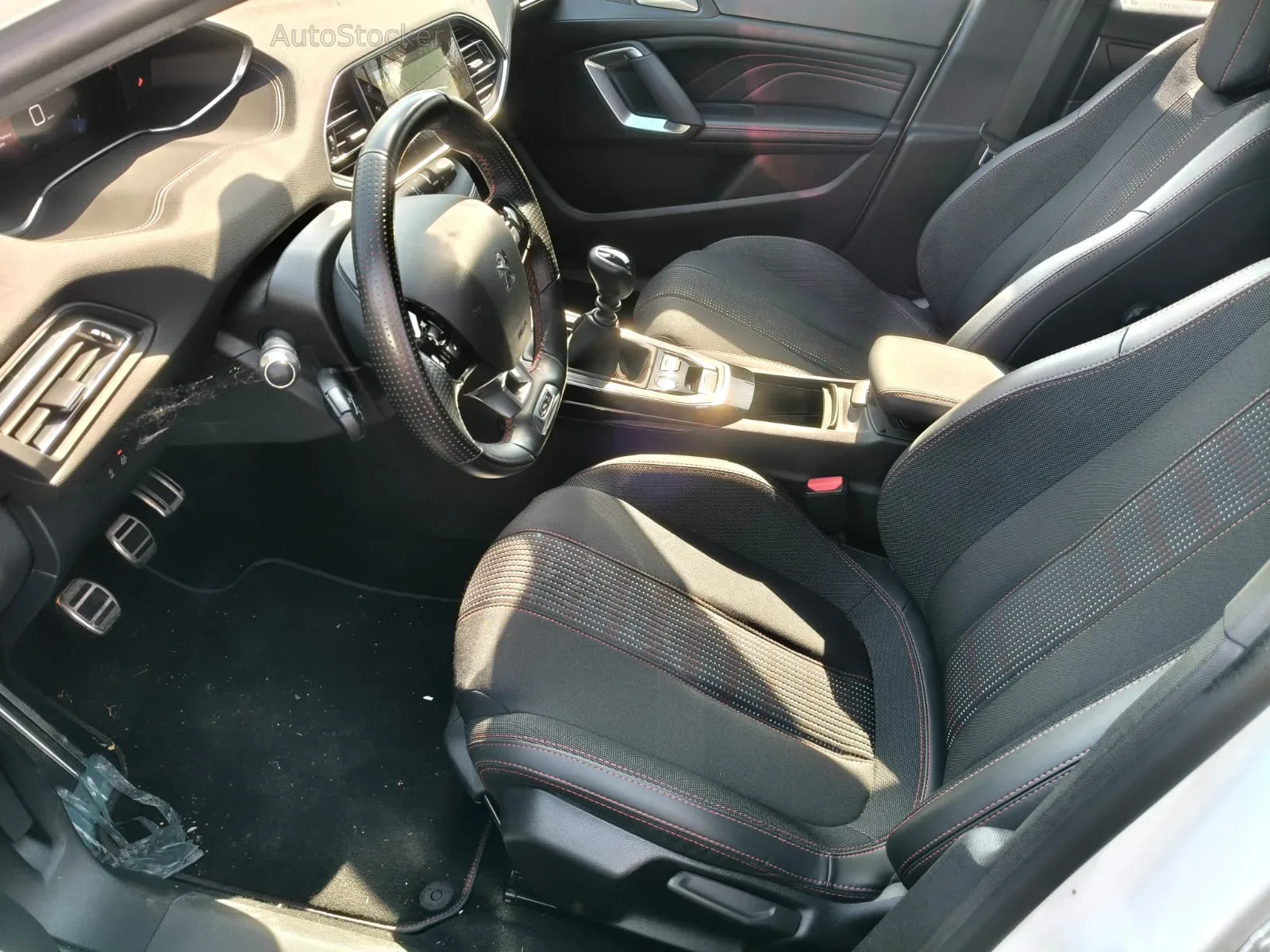 Peugeot 308 (2021) 11