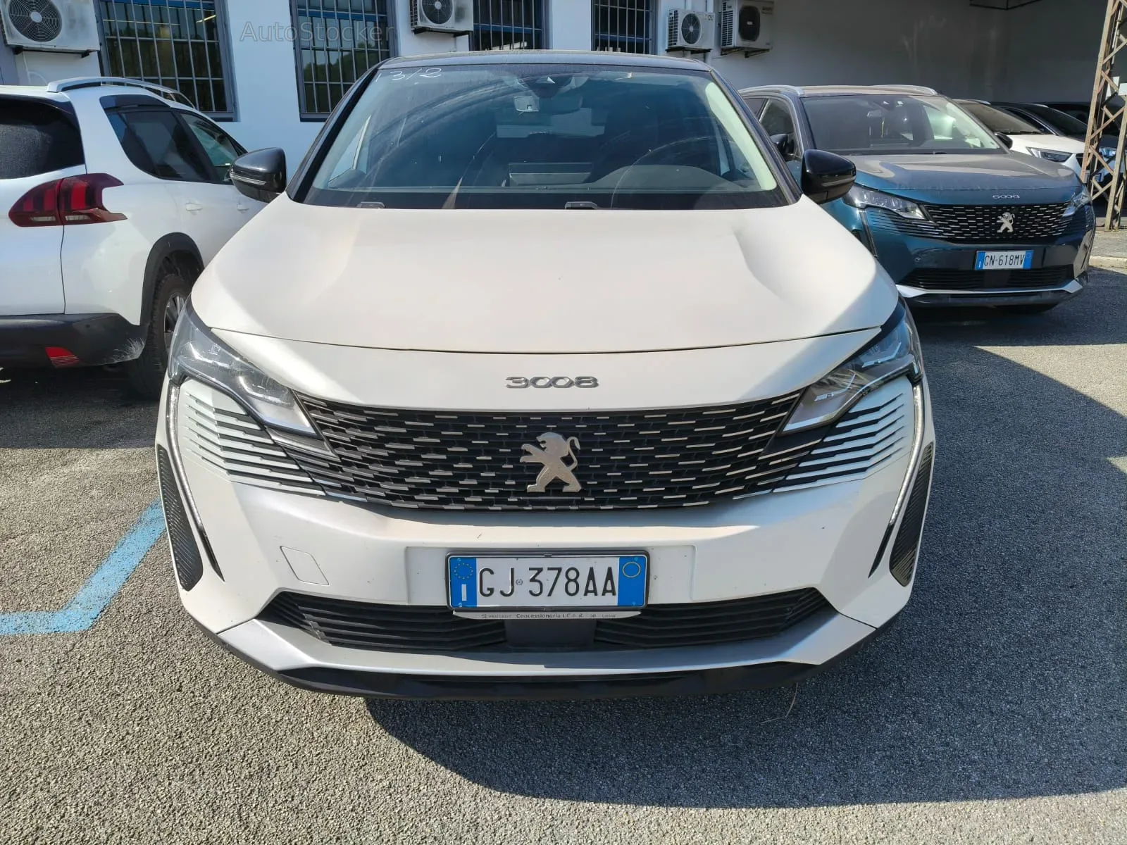 Peugeot 3008 Hibrid (2022) 2