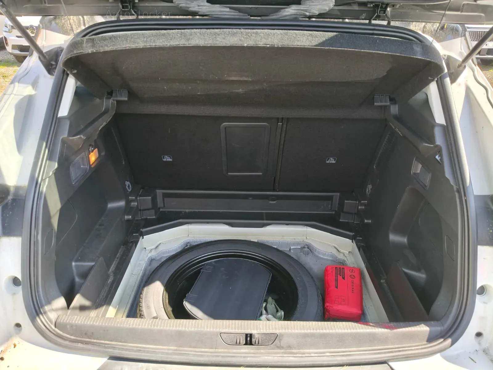 Opel Grandland (2020) 9