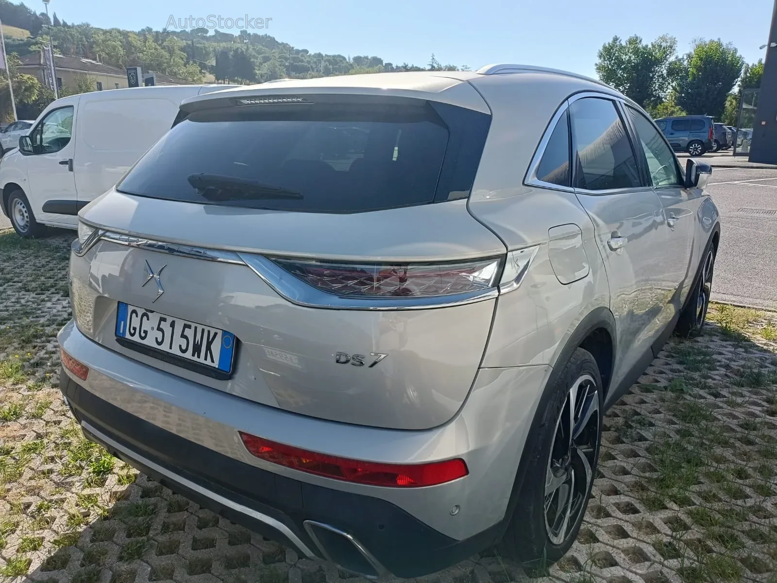 DS 7 (2021) 3