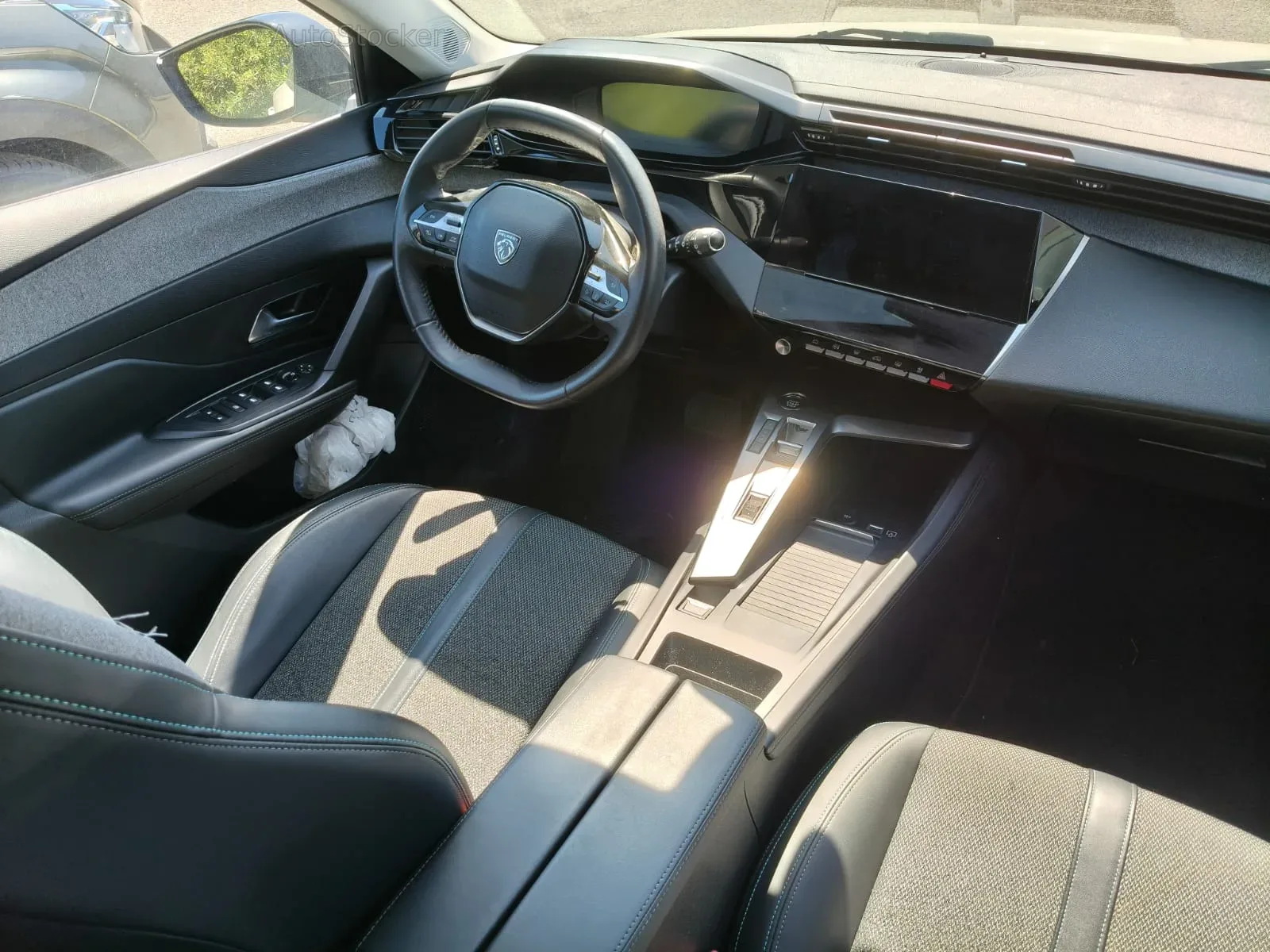 Peugeot 308 (2022) 6