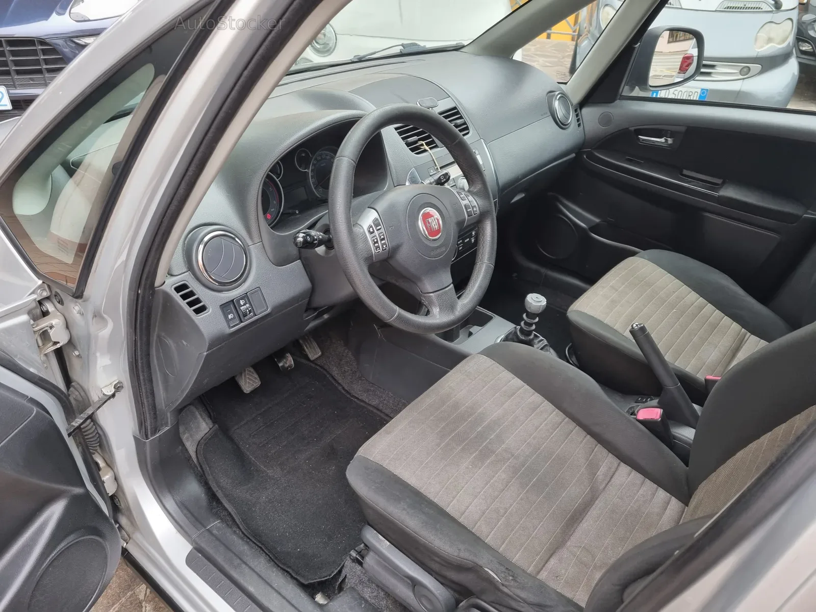 Fiat Sedici (2011) 10