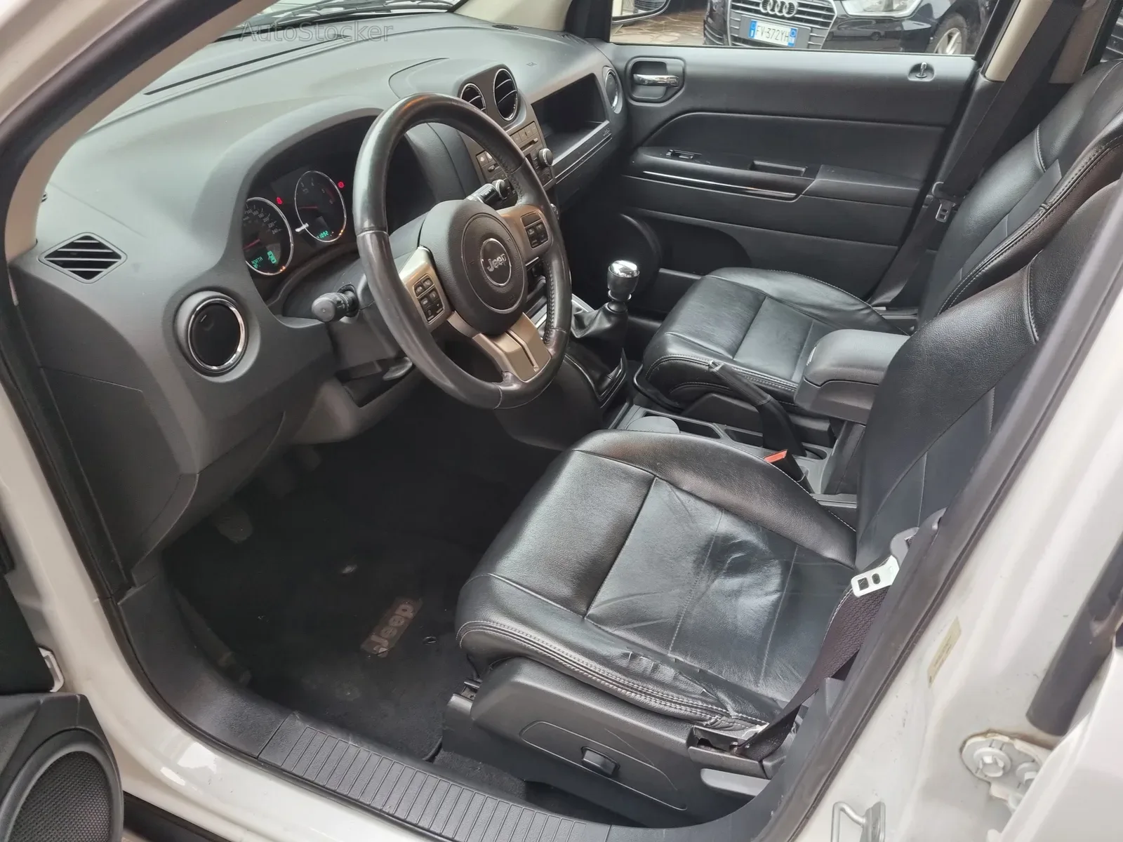 Jeep Compass 2.2 crd Limited 4wd 163cv (2012) 6