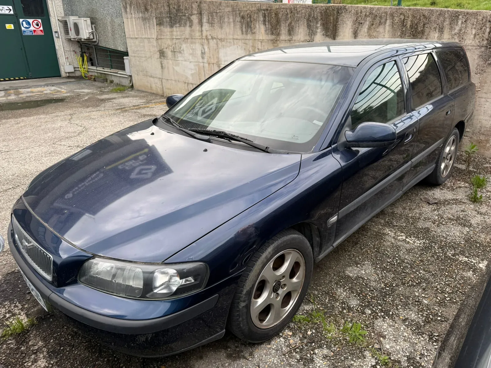 Volvo V70 2.4 D5 Station Wagon (2003) 3