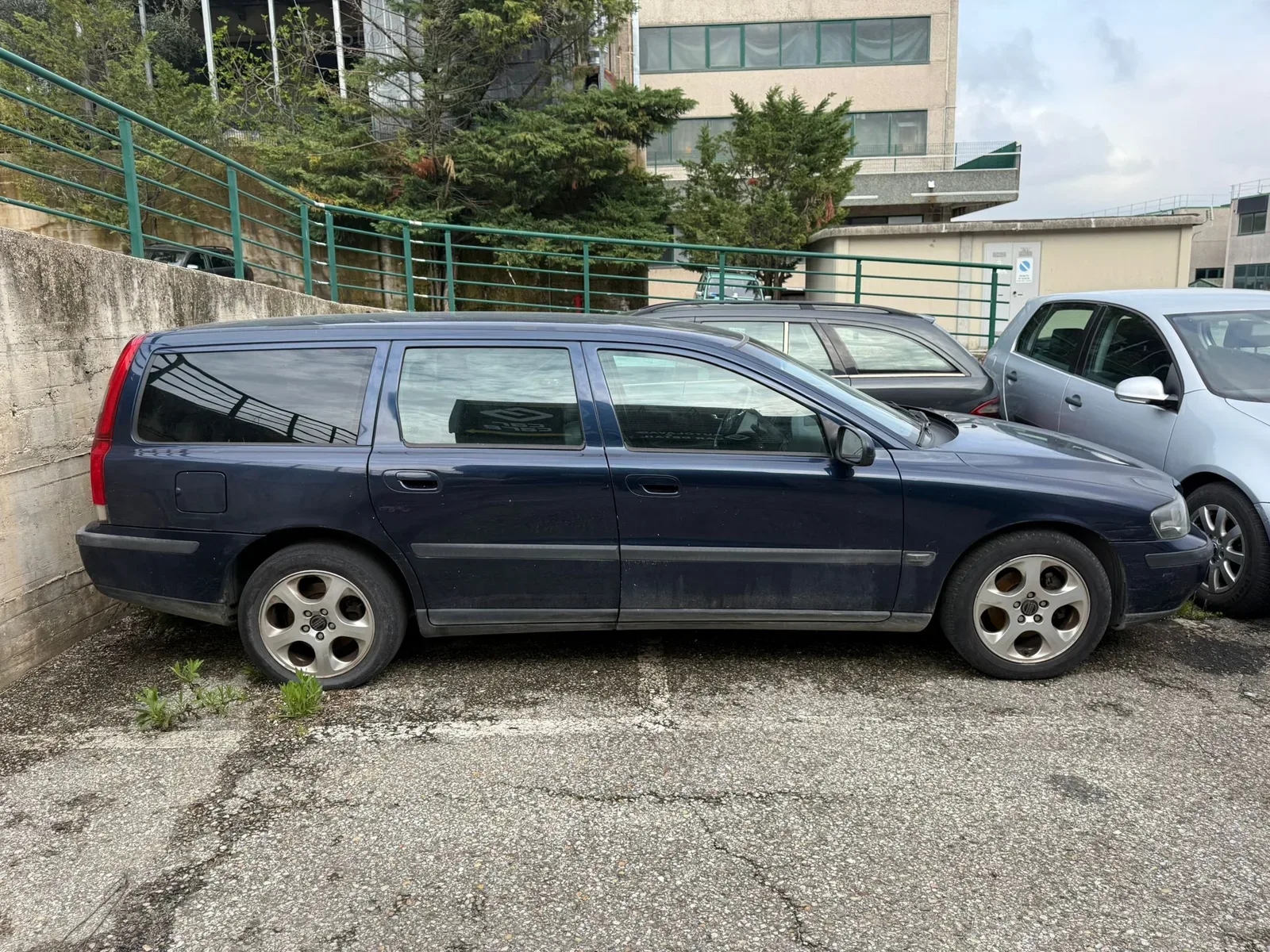 Volvo V70 2.4 D5 Station Wagon (2003) 4