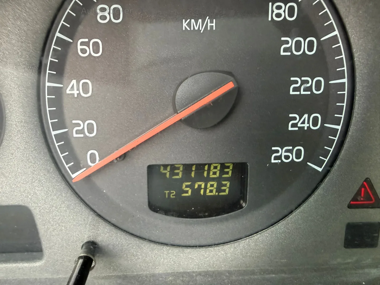 Volvo V70 2.4 D5 Station Wagon (2003) 8